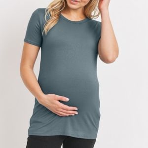 Lot of maternity clothes